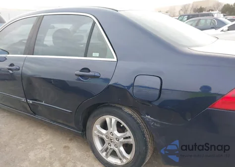 2006 Honda Accord 2.4 Ex из США, поврежденный, VIN 1HGCM56746A147820